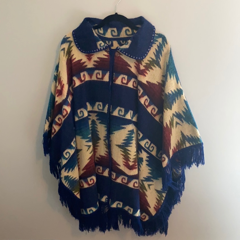 100% Handmade Alpaca Hair Poncho 🦙